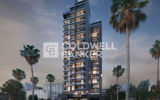 Waterfront Living | High Floor | Attractive Return