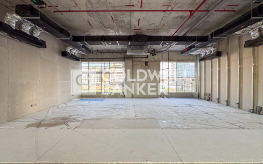 Brand New | Multiple Shops | Commercial Area