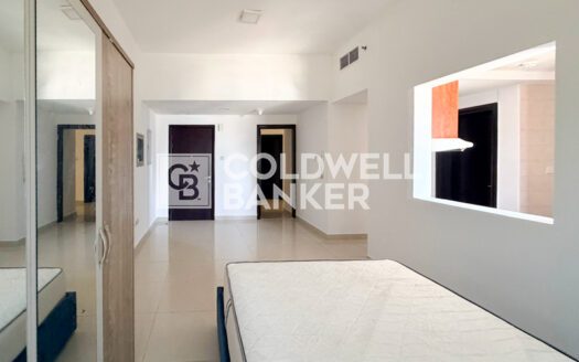 Ready to Move | Vacant 2BR | High Floor