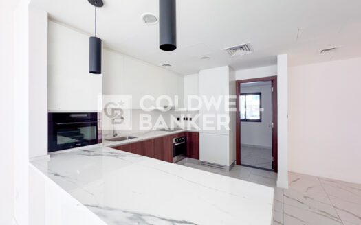 4BHK+Maid | Middle Unit | Near Pool | Burj View