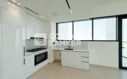 High Floor | Private Pool | Price Negotiable