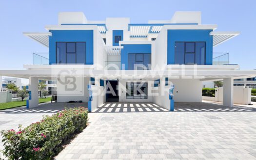 Vacant | 5BR + Maid | Prime Location