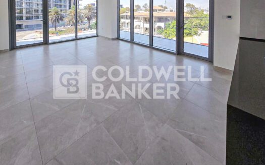 Spacious 2BR| Burj Khalifa View | Call for Viewing