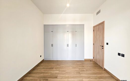 Spacious Layout | Closed Kitchen | Vastu Unit