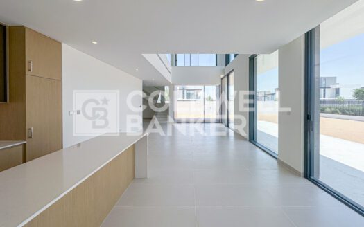 Corner End Unit | Big Plot | Brand New