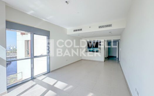 Near Metro | Well Maintained | Sea and Canal View