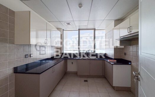 Well Maintained 2BR | Vacant | Community View