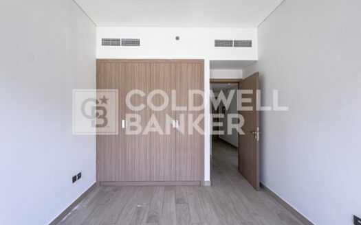 Vacant | Semi Fitted | Community View