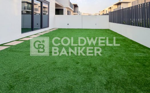 Price Negotiable | 4 Cheques | Close To Gate