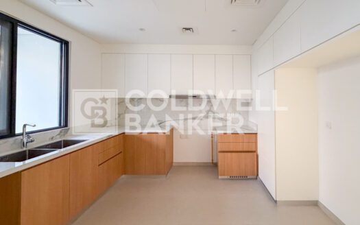 Price Negotiable | 4 Cheques | Close To Gate