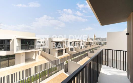 End Corner | Biggest Plot | Close to Central Park