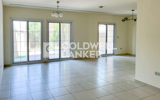 Vacant | Corner Unit | 3BR Villa