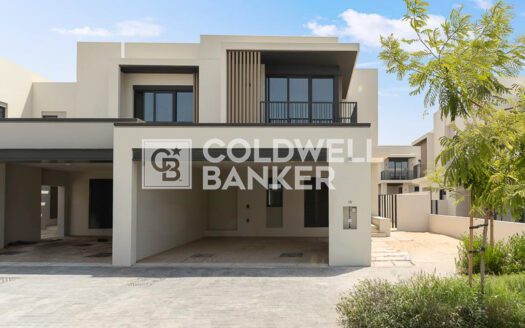 Full Vastu | Close to Pool | Corner Unit
