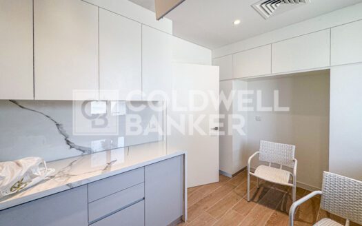 Pool Facing | Vastu-Compliant | Corner Unit