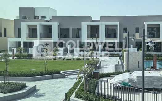 3BR Townhouse | Near Amenities | Amazing View