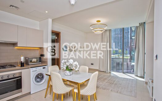 Vacant | Ready To Move | Furnished and Bright