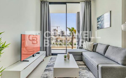 Vacant | Fully Furnished | Pool View