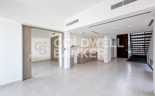 Large Plot | Corner Unit | Best Price