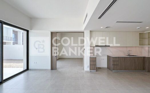 Large Plot | Corner Unit | Best Price