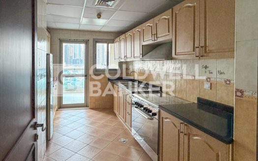 Vacant | Fitted Kitchen | Unfurnished