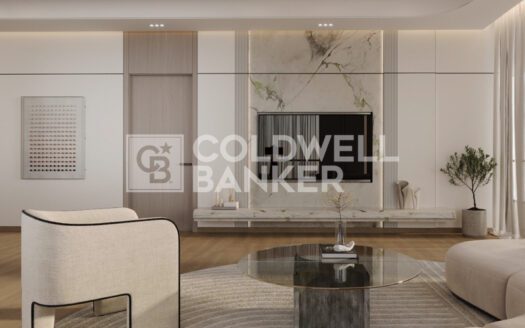 Luxury Studio | Top Floor | Attractive Returns
