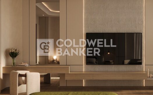 Luxury Studio | Top Floor | Attractive Returns