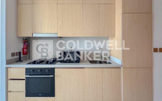 Vacant | Branded Unit by Vida | Top Floor