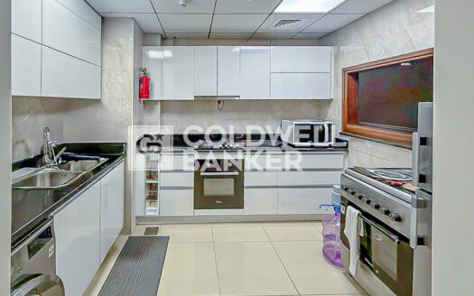 Elegant 1BR | Large Layout | With Study