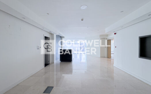 Ready for Occupancy | 12 Cheques | Close to Metro
