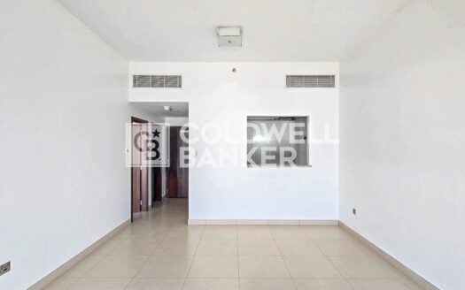 Vacant | Bright and Spacious | Motivated Seller