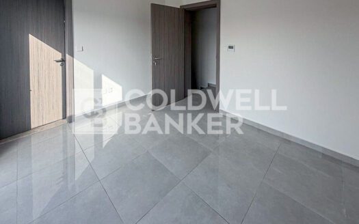 Prime Road Facing | Corner Unit | Single Row