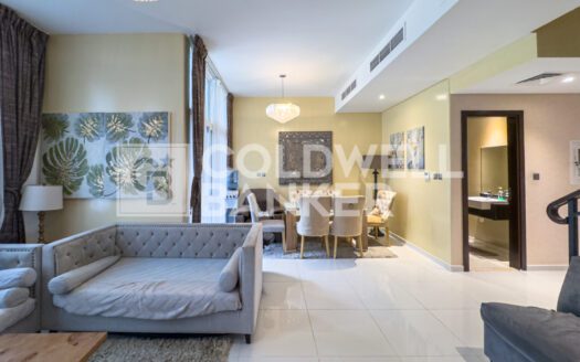 Fully Furnished | Vacant | Mid Unit