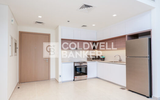 Fully Furnished | Creek View | Available Oct 5