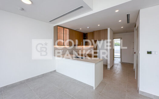 Single Row | Vacant | Close to Park