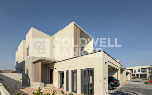 Landscaped | Close to Park | End Corner