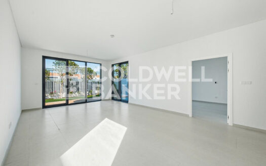 Landscaped | Close to Park | End Corner