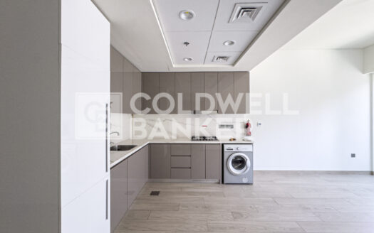 Vacant | Semi Fitted | Community View