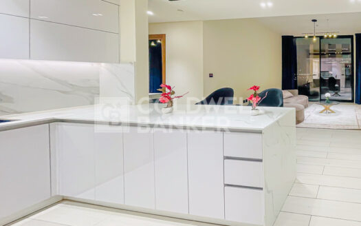 Spacious | Fully Furnished | Flexible Chq