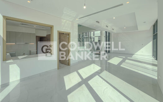 Large Villa | Internal | Single Row | Landscaped
