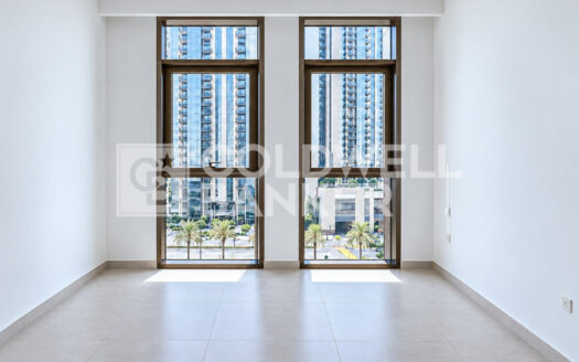 Vacant | New Building | Amazing Pool View