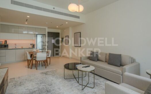 Sea View | High Floor | Available 15th November